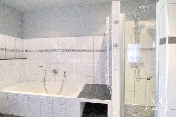 Badezimmer Wohnung OG