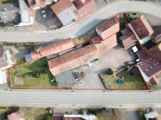 2 Grundstücksgrenzen