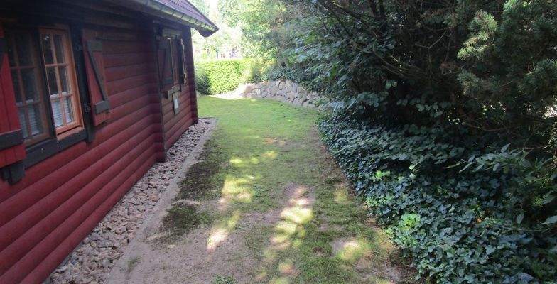 10.1. Ostseite des Ferienhauses..JPG