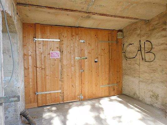 Rampenhalle: Innentor 