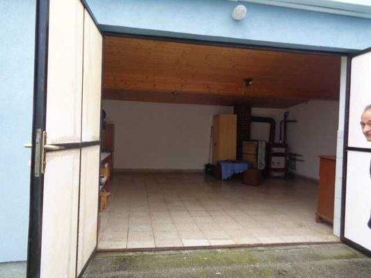 grosse Garage für 2 Pkw