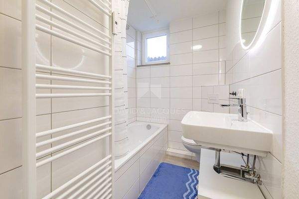 Badezimmer Wohnung 1 UG