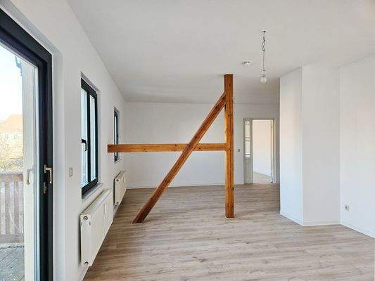 Wohnbereich mit Terrasse.jpg