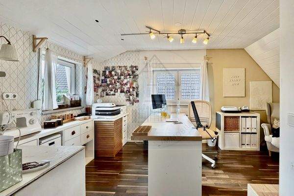 OG Arbeitszimmer Fenster