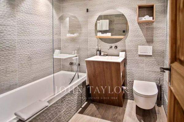 Bathroom Wooden floor