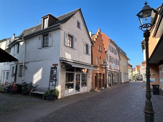 kleines Wohn- und Geschäftshaus in Ettlingen