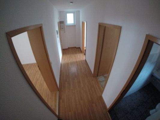 Flur (Blickrichtung Wohnungstür)