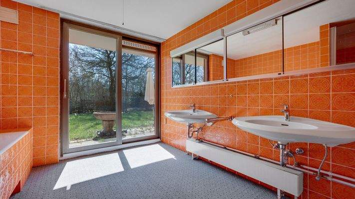 Elternbad - Haus 1 GG 