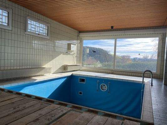 Schwimmbad 