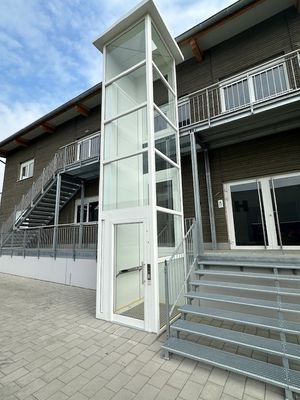 EingangAufzug (1)