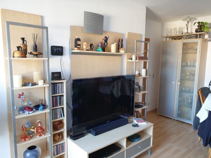 2 Zimmer Wohnung mit Balkon im Zentrum