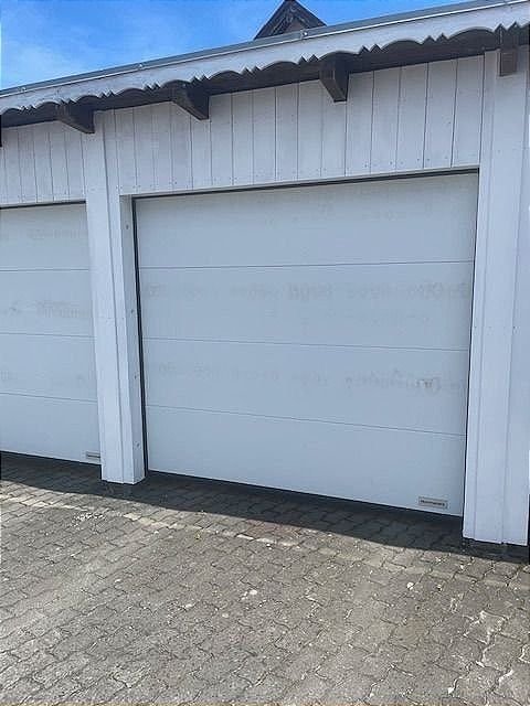 Ergoldsbach Garage, Ergoldsbach Stellplatz