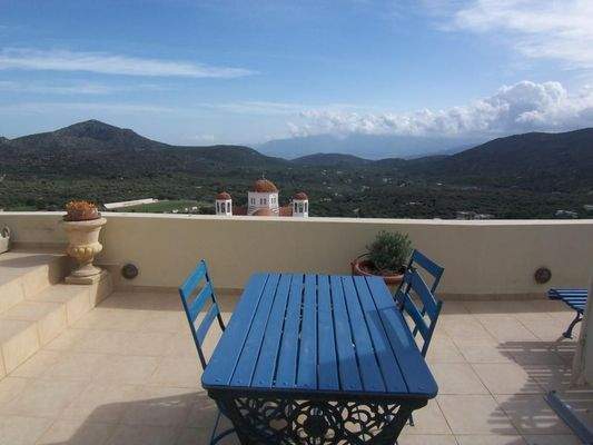 Kreta, Kritsa: Elegant renoviertes Dorfhaus aus Stein. Voll möbliert.