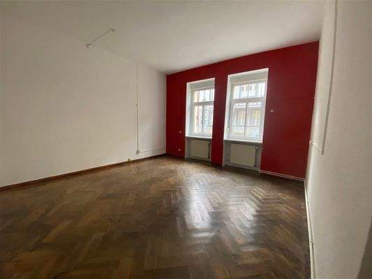 sep. Büro 2 strassen seitig