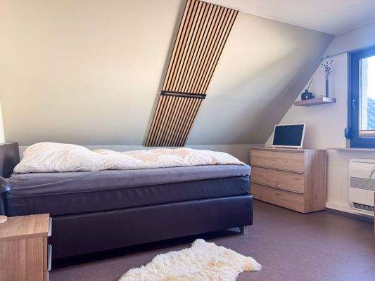 Schlafzimmer 1 im OG