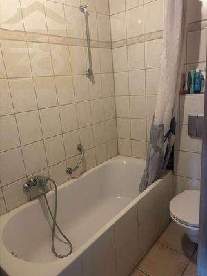 4 Zimmer Wohnung Badezimmer