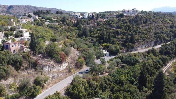 Kreta, Aspro: Grundstück in der Nähe von Almyrida Beach zu verkaufen