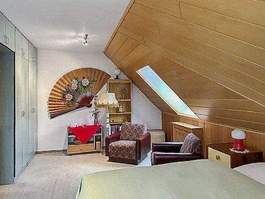 Zimmer 2 Ans. I Dachgeschoss