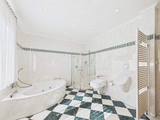 Badezimmer Erdgeschoss