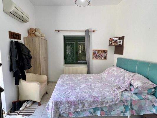 Kreta, Neapoli: Stadthaus mit Garten und Terrasse zu verkaufen