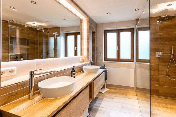 Teilansicht Duschbad  Wohnung 1