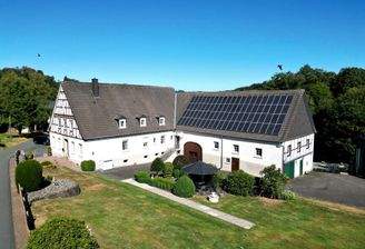 Seitenansicht vom Wohnhaus