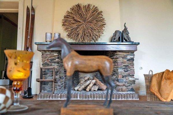 mit herrschaftlichem Kamin