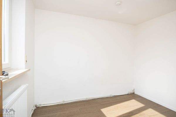 OG links kleines Zimmer