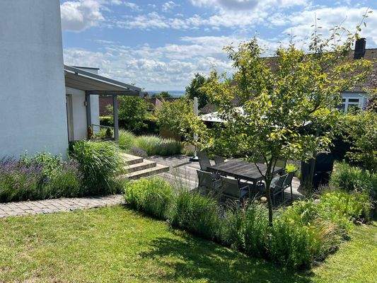 Gartenansicht / Terrassen