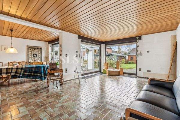 Wohnzimmer / Esszimmer