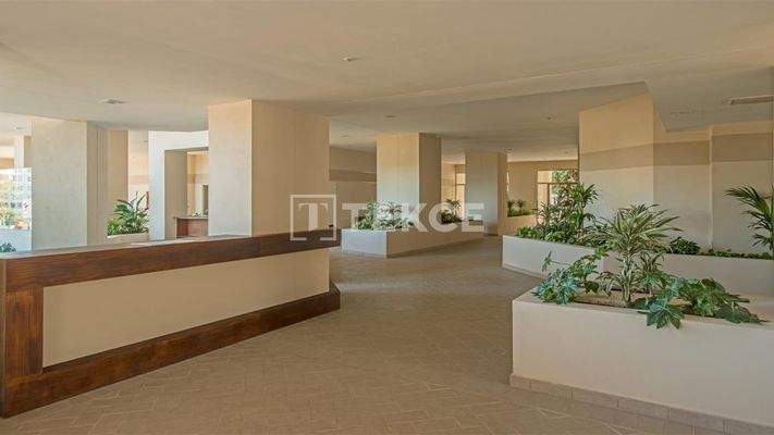 Sea View Apartments in Complex with Pool in Marbella