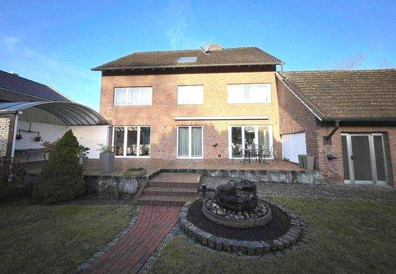 Außenansicht hinten Garten