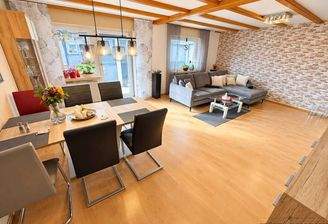 Wohn- und Esszimmer