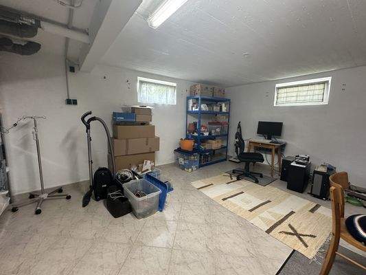 Keller, mögl. Fitnessraum