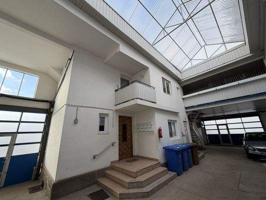 3152-Zugang zum Altbau