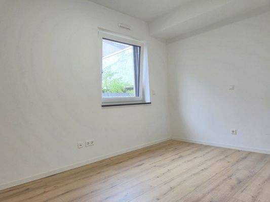 Ground floor: Room 3