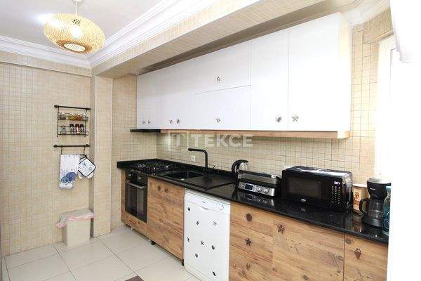 Furnished Semi-Detached House with Private Garden in Belek Antalya