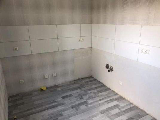 E6DDEC16-5274-4F9F-B04A-D103B83803F9