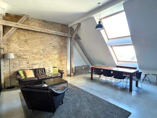 Meeting-Room/ Chill-Area