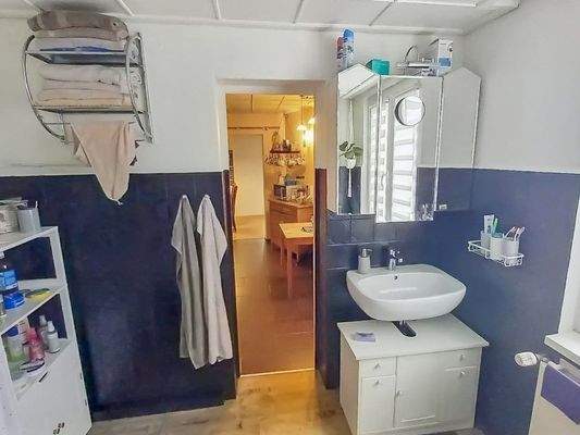 Badezimmer 2 - Erdgeschoss