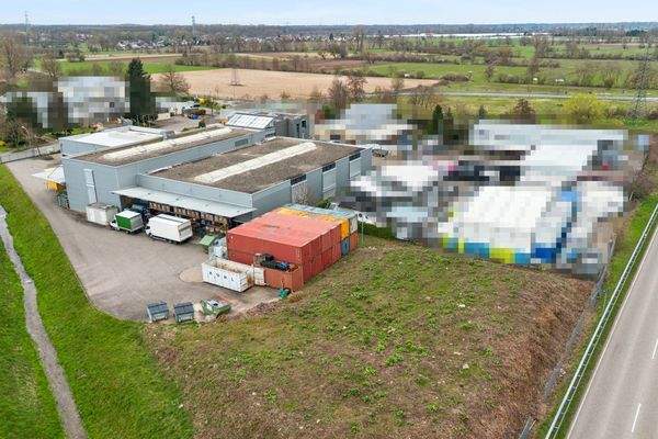 Hallenkomplex von oben