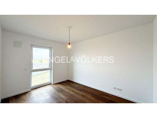 EV - Arbeits-/Kinderzimmer