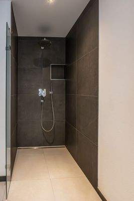 Dusche.JPEG