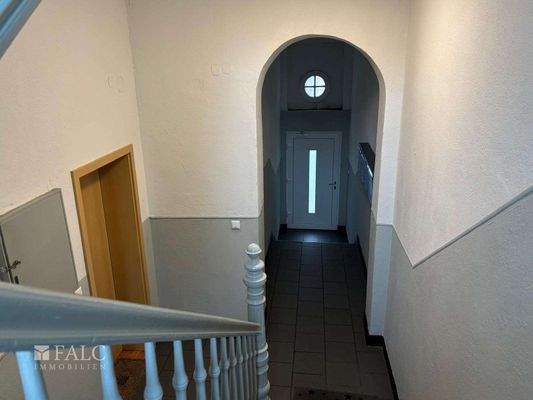 Treppenhaus_Eingangsbereich