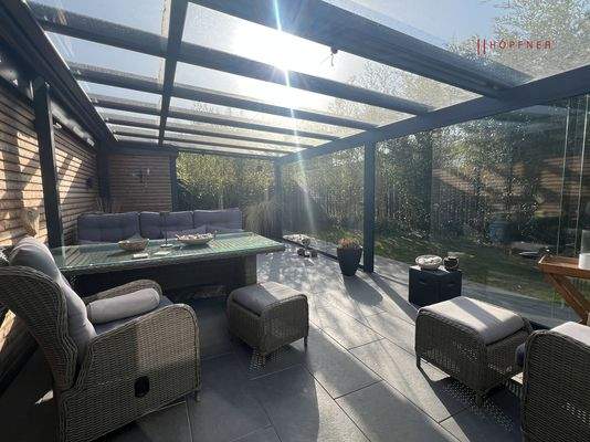 Überdachte Terrasse