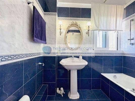 fd88425f5fab4d5da19003892b8aaf1a-original