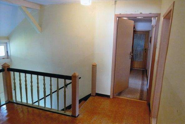 OG-Flur m.Blick z. 3RW