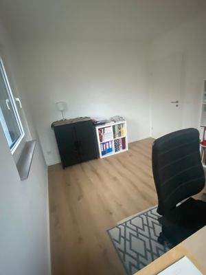 Büro / Kinderzimmer / Gästezimmer im EG