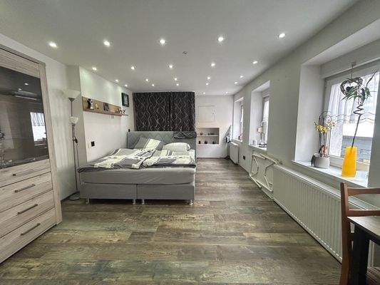 Hauptwohnung: Wohnzimmer Ansicht 1 - OG