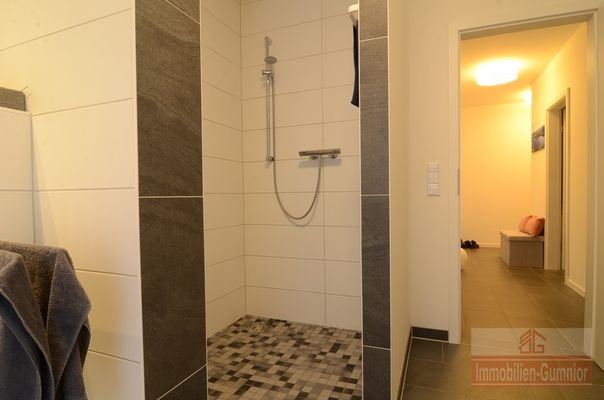 Wohnung 4